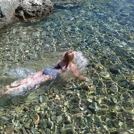 Sea House Veronika Tribanj-Kruscica